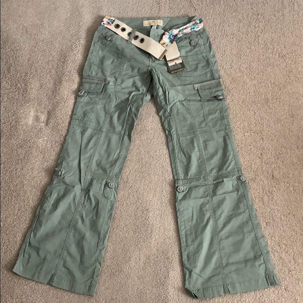 Women’s causal pants